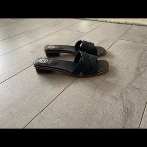 Vince Camuto sandals size 8.5